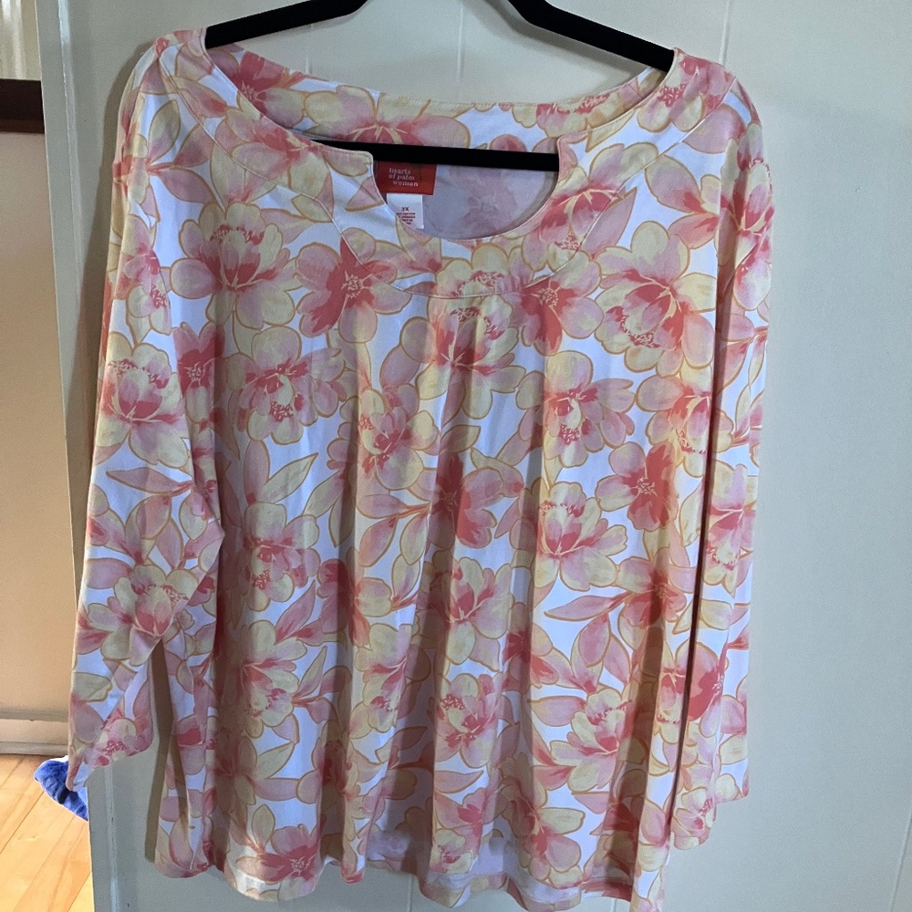 Tunic bright and tropical